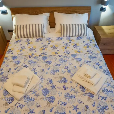 Due Cuori Sul Golfo La Spezia